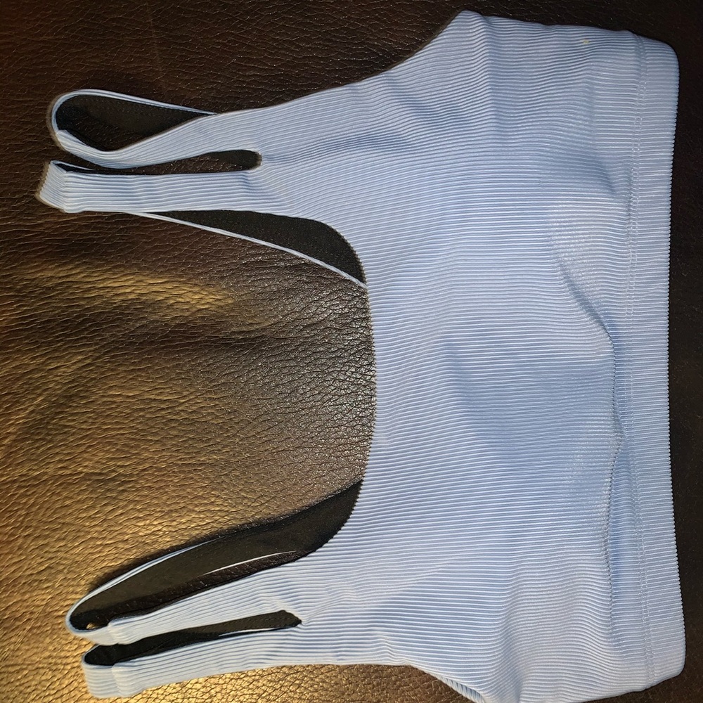 Onzie Bra Size Medium. 34B/C blue